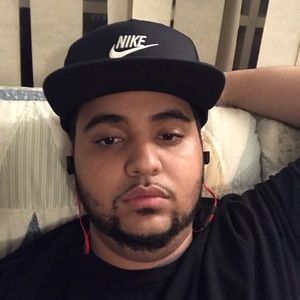 Meet your Posher, Giovanni